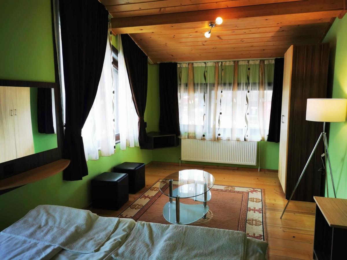 Apartments Black Horse Pamporovo Luaran gambar